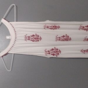 LOFT White Top w/ Red Embroidered Detail size medium